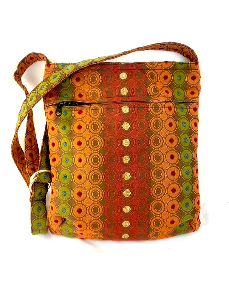 Urban Portfolio in Variegated Dot Jacquard